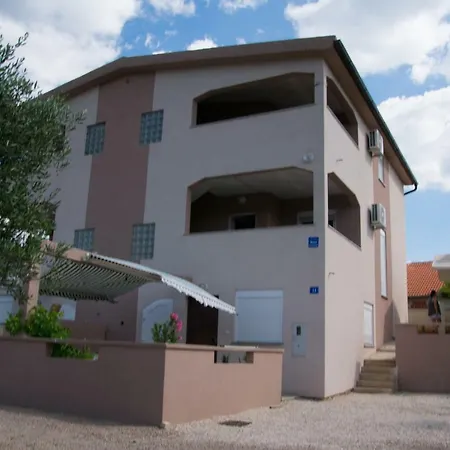 Apartmani Most Maslenica