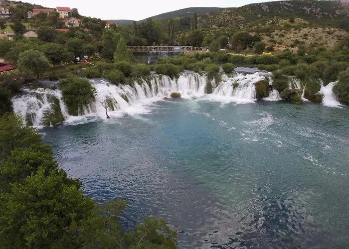 Apartmani Most 마슬레니차